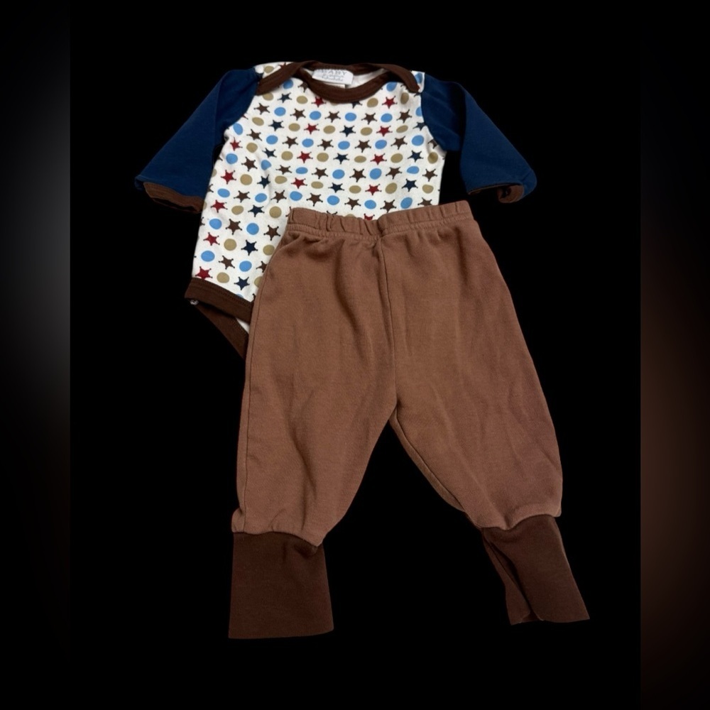 Bob be’be’ Star Pattern Onesie and Brown Pants Set